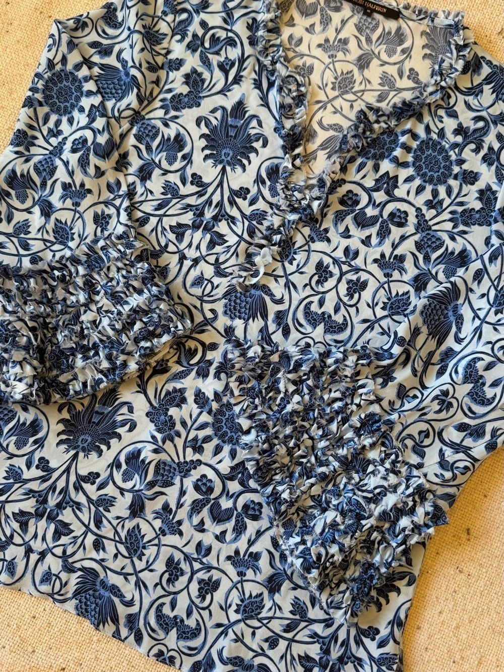 Kobi Halperin Women’s M 100% Silk Blue White Floral Ruffle Blouse K59871